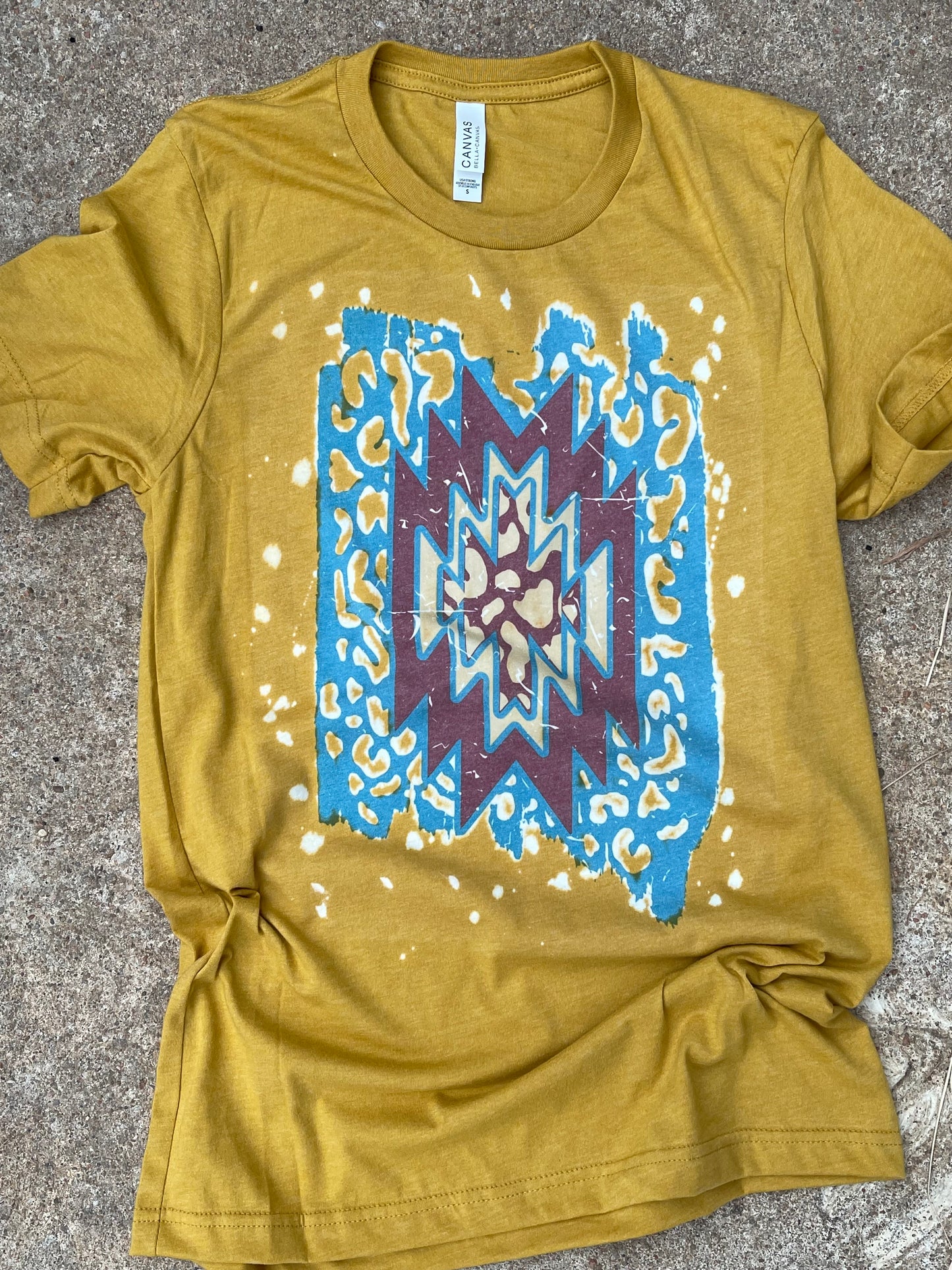 Cheetah Aztec mustard tee