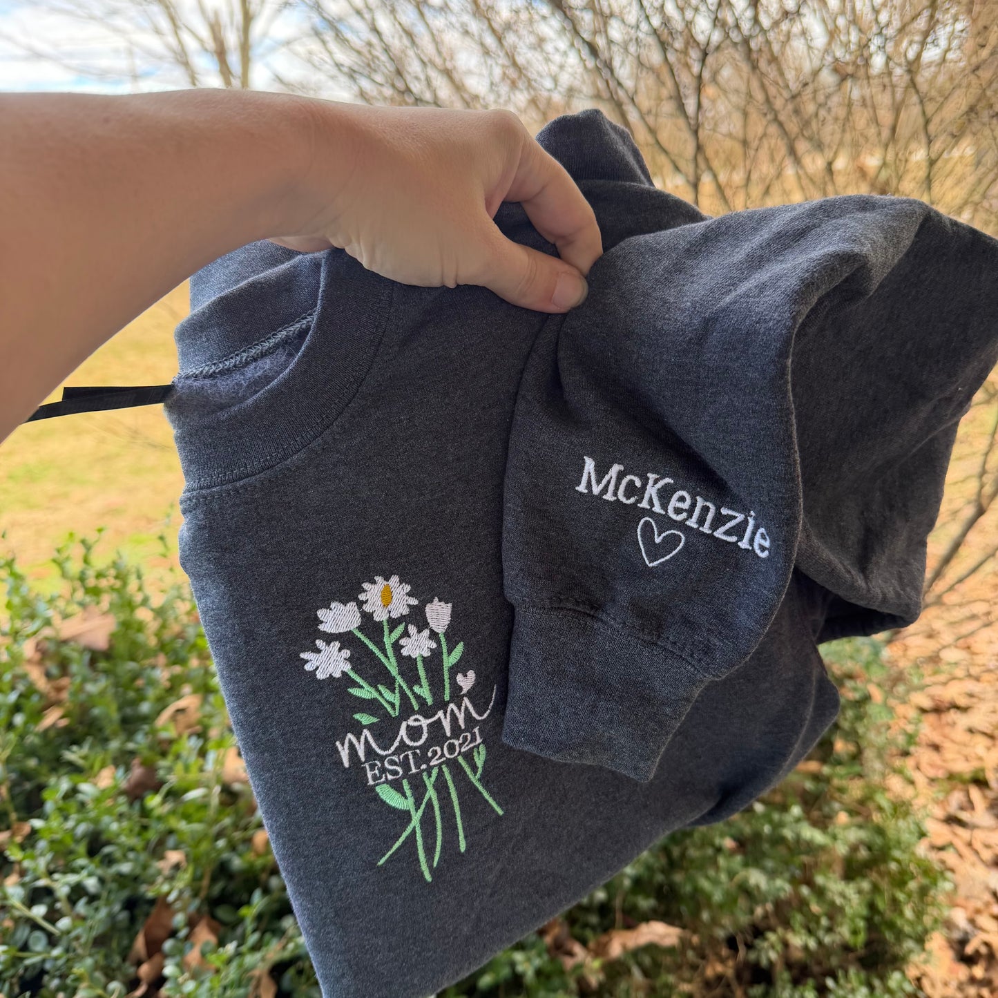 Mom left chest floral Sweatshirt