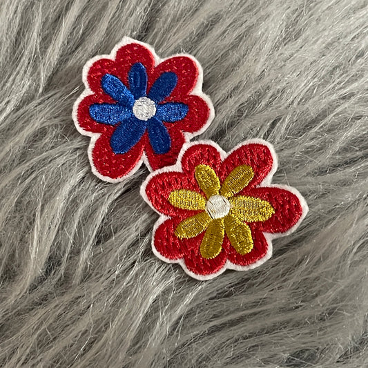 Double flower Iron on embroidered patch