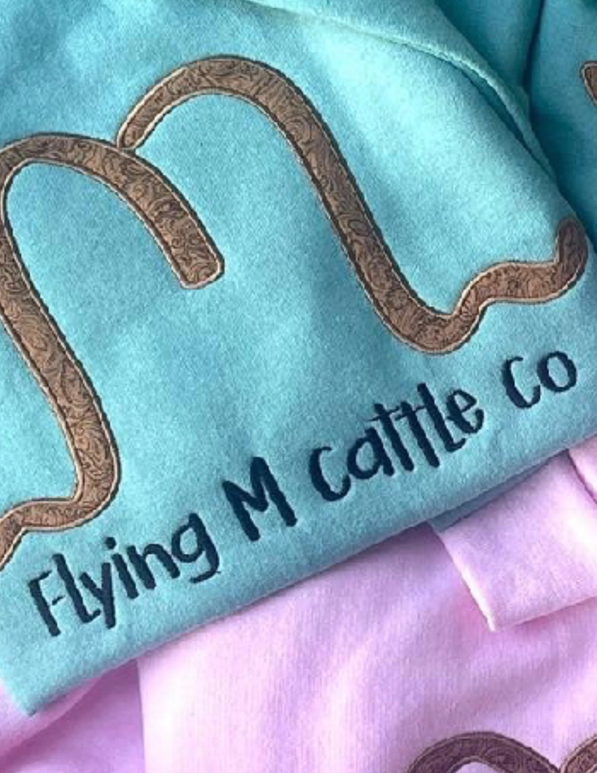 TSHIRT - Embroidered Farm brand